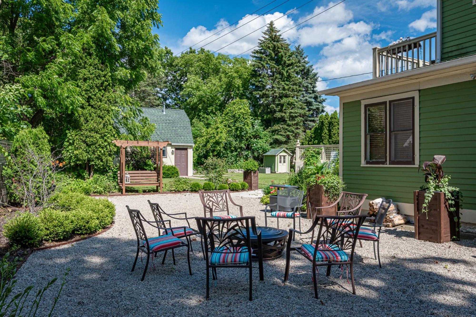 The Foxglove Inn Стърджън Бей Екстериор снимка