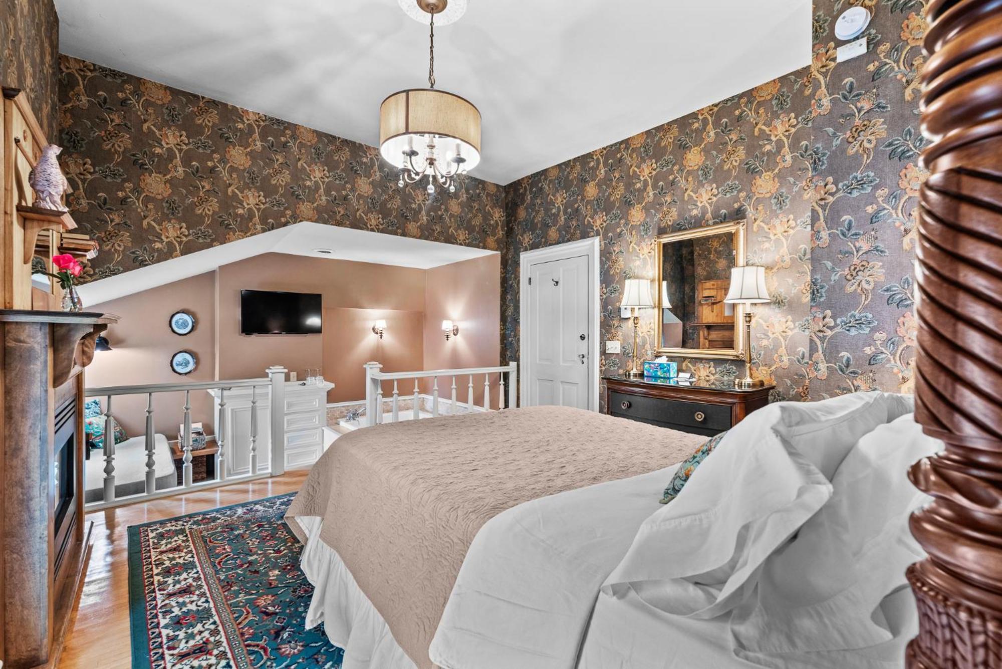 The Foxglove Inn Стърджън Бей Екстериор снимка
